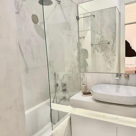 Quiet On Rua Augusta * Lisbona